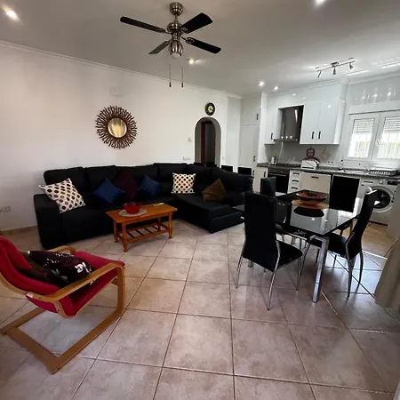 Casa Shaf וילה דניה
